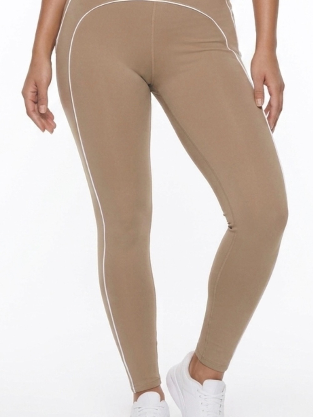 ALO Yoga Tan High-Waist Leggings And Sports Bra Set - Picture 3 of 16